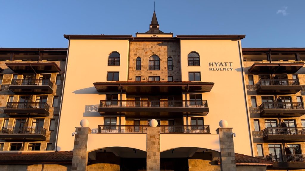 Execution and integration of external and internal visual communication for the magnificent Hyatt Regency Pravets Resort. The project includes work on exterior and interior branding, a comprehensive navigation system in common areas, as well as informational signage in some areas of the complex. IDO Design precisely designed every detail of the execution in response to the high standards maintained by Hyatt Hotels & Resorts.
